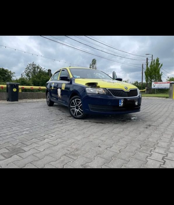 Vand masina cu licenza