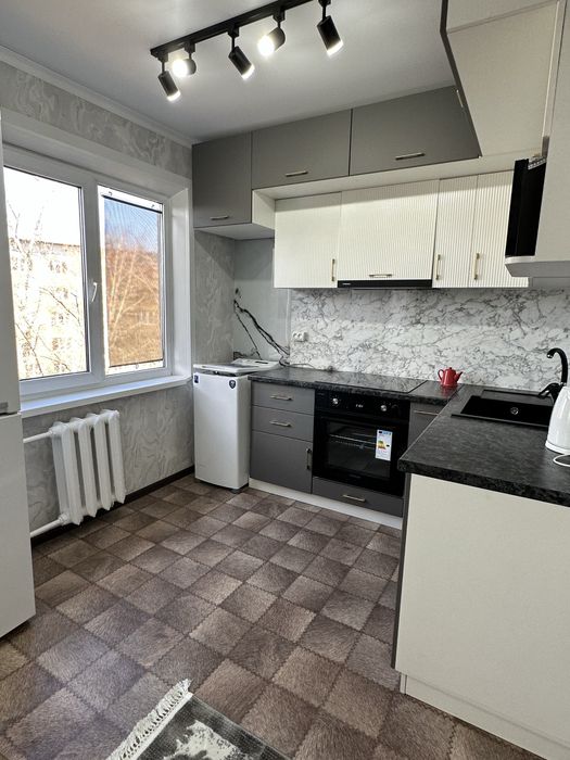 Продается на Бурова 2- комн. кв. 45м