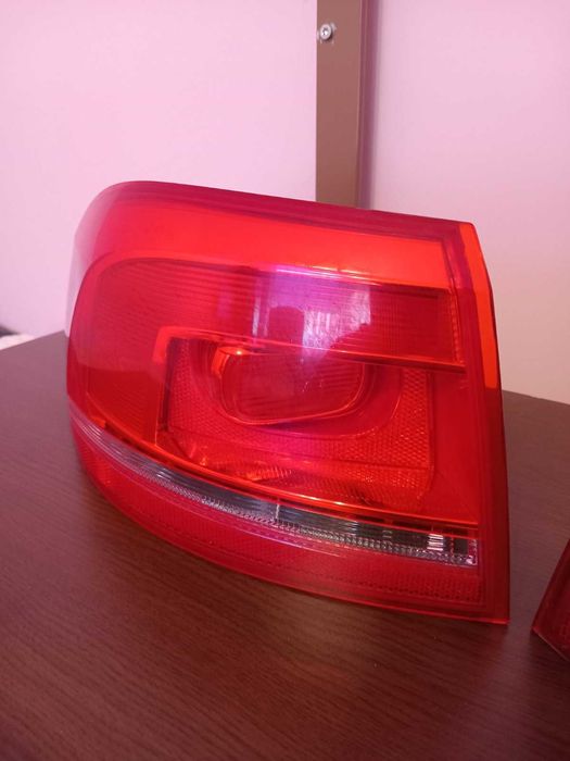 Вътрешен и външен ляв заден стоп за VW Passat Б7 комби