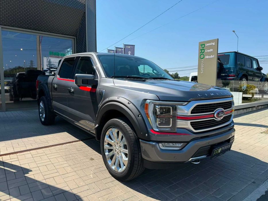 Ford F-150 Limited PowerBoost Full Hybrid • 437 CP • 4x4