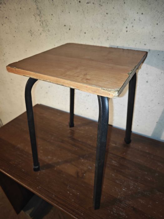 Табурет табуреты табуретка станция метро Москва