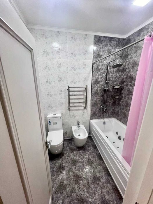 Аренда квартира в ЖК Ёшлик старий Парламент 3-ком р-н Чиланзар-19