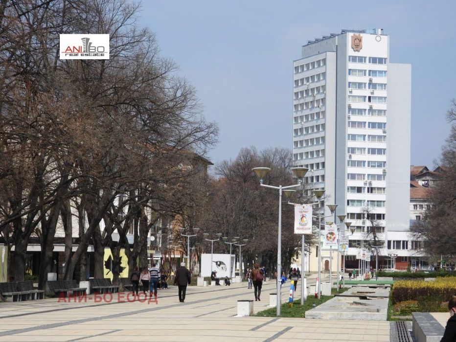 2-стаен в Перник-Център площ 75м2 цена 133000€