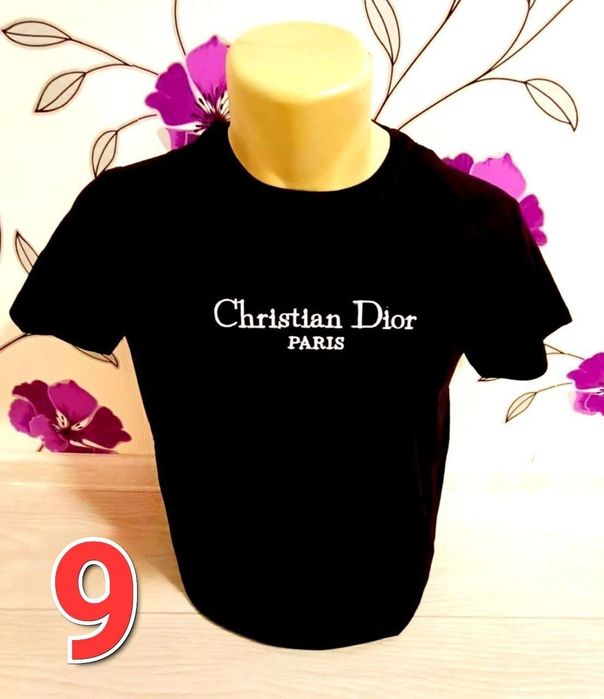 Tricouri dama si barbati la oferta