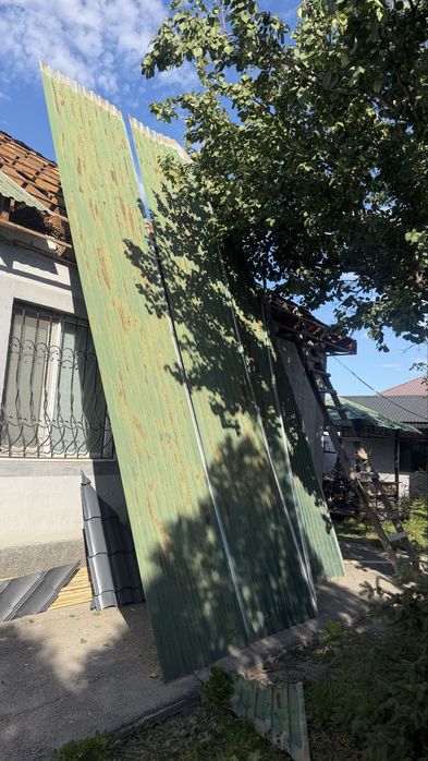 Продам буу оцинковк листь
