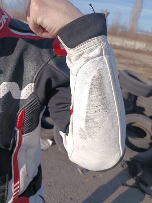 combinezon moto ixon vortex 2.   48/S