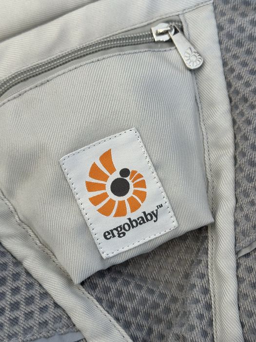 Срочно продам эргорюкзак Ergobaby omni breeze