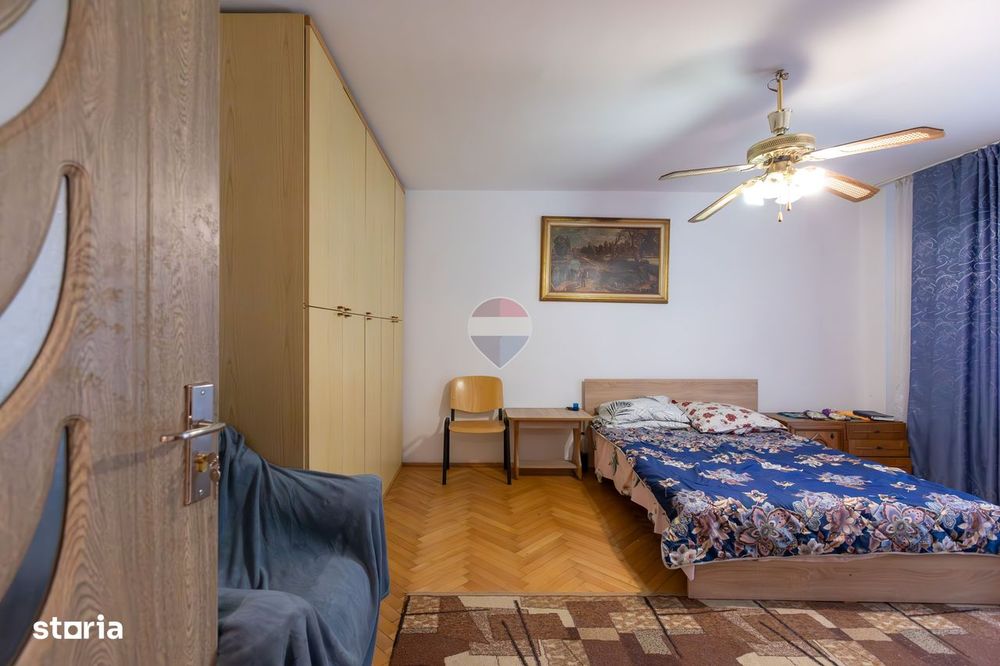 Apartament spațios cu 3 camere, etaj 1 – Strada Ștefan cel Mare