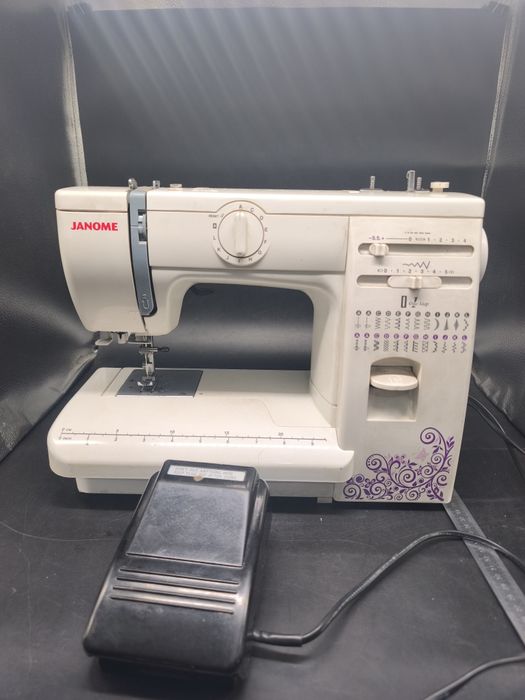 Швейная машина Janome Q-23V