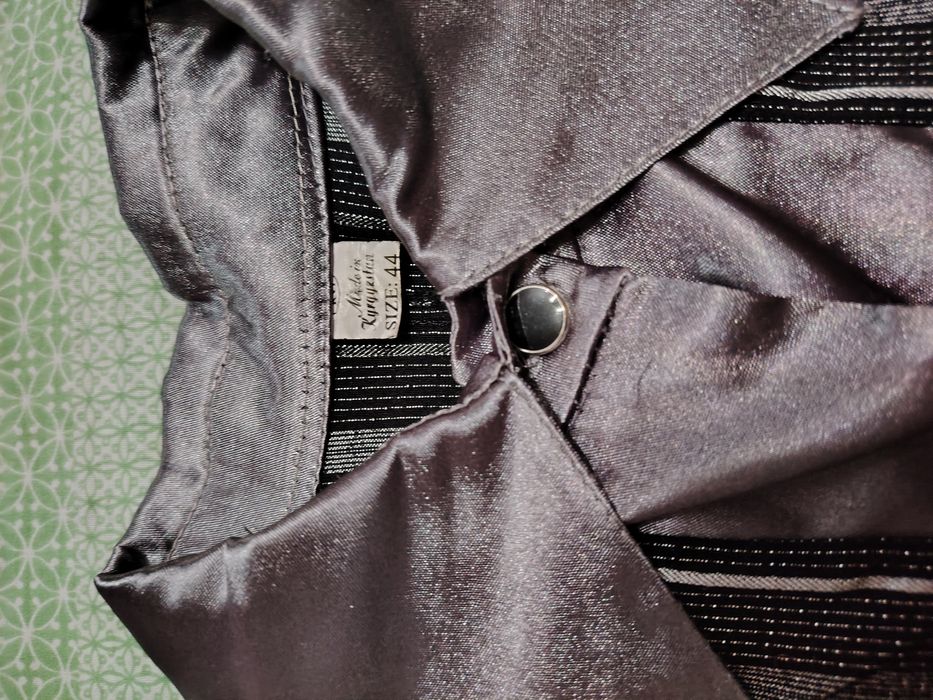 Продам платья 44 размер