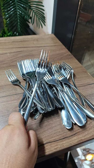 Ложки , вилки , нож