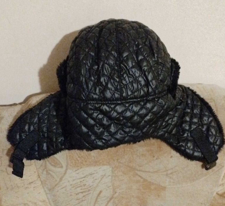 Мъжка шапка ушанка от естествена кожа