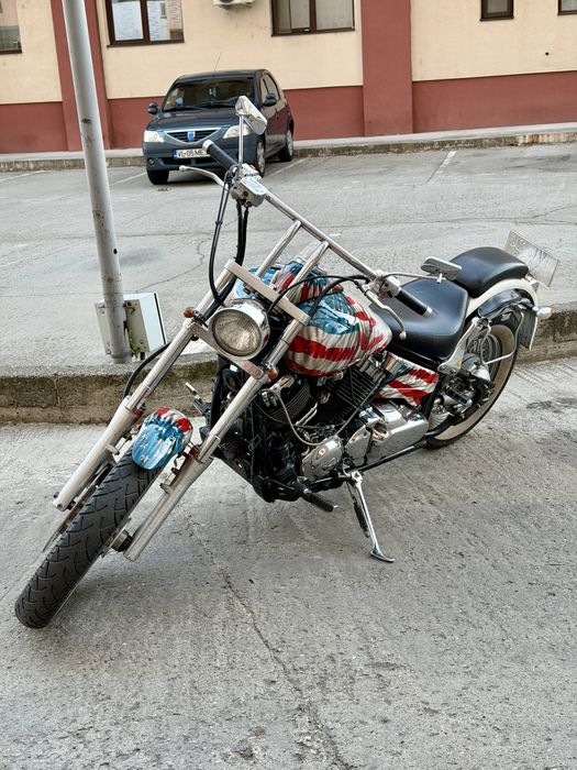 Yamaha Dragstar 650 custom chopper