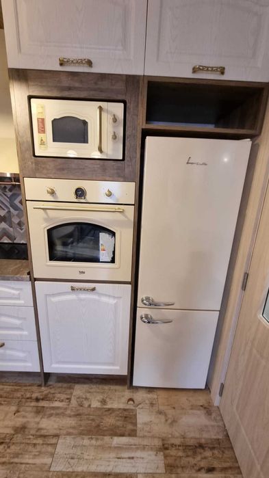 Дава се под наем Двустаен апартамент в София, Връбница 2 - 70 кв.м за 484.5 € - Снимка #4