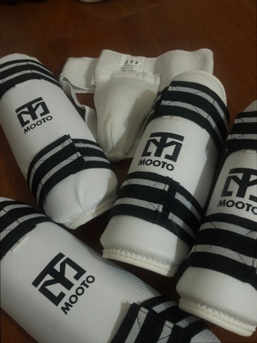 Комплект для тэйквандо