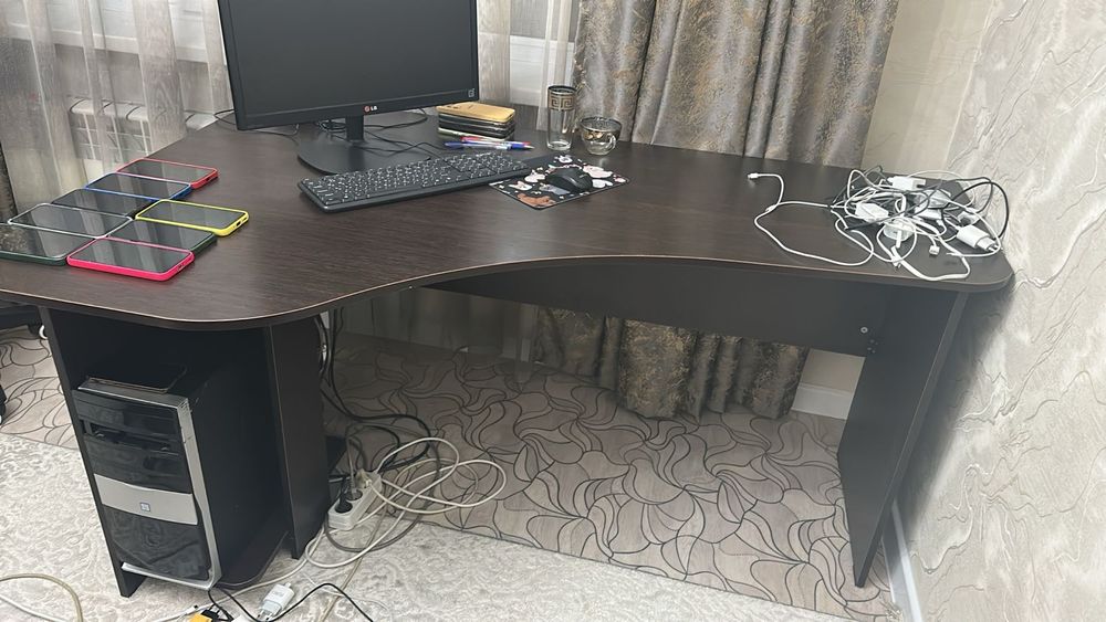 Продается офисная мебель недорого