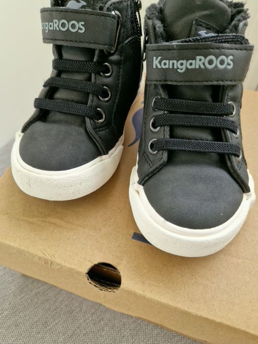 Ghete KangaRoos marimea 22