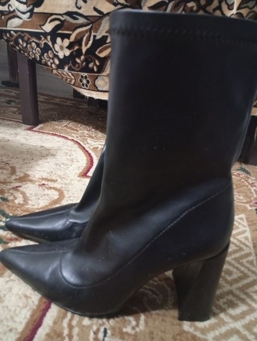 Продам ботинки демисезонные