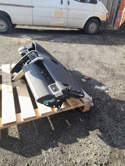 Табло за Land Rover Discovery Sport 2016г.