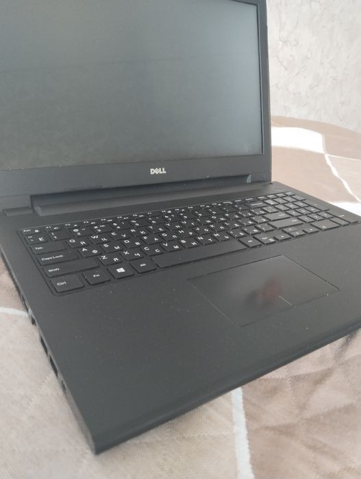 Продам ноутбук Делл i7