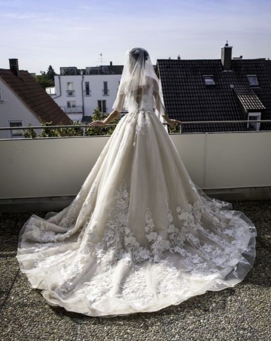 Свадебное платье