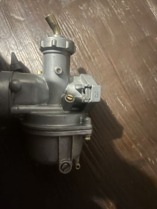Продам карбюротор 5000тг