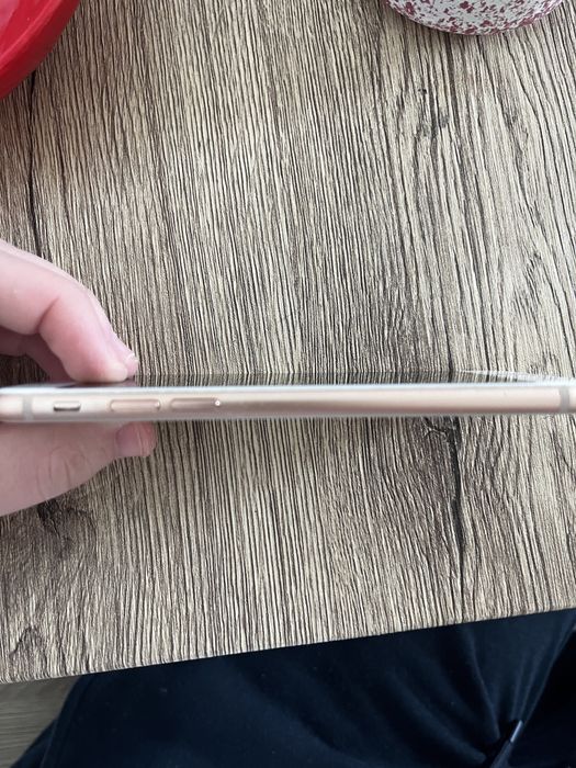 Vand iphone 8 rose gold