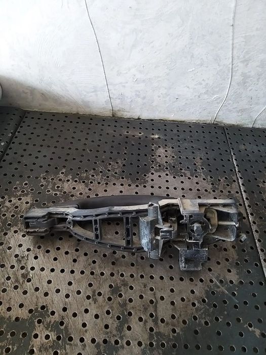 Maner usa dreapta fata ford focus 2 3m51r224a37ad