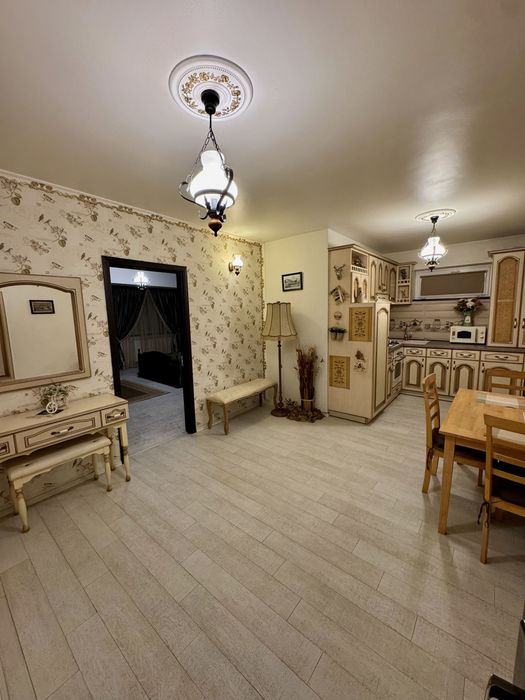 Inchiriez garsoniera Brazda lui Novac