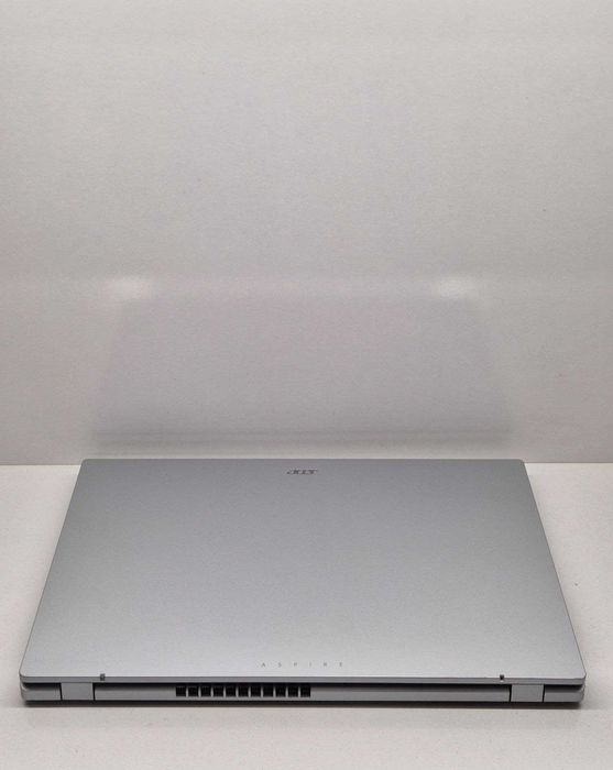 Acer Aspire 3  Core i3 N305  8/256gb SSD
