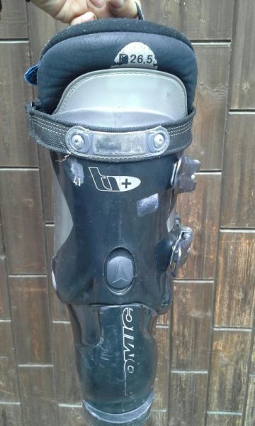 ски обувки ATOMIC