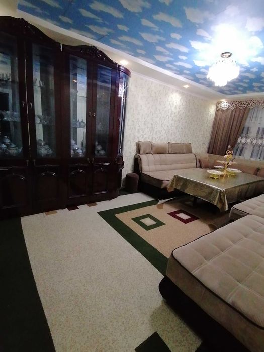 4 хонали квартира жихозлари билан сотилади