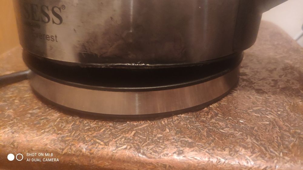 Электрочайник продам б/у