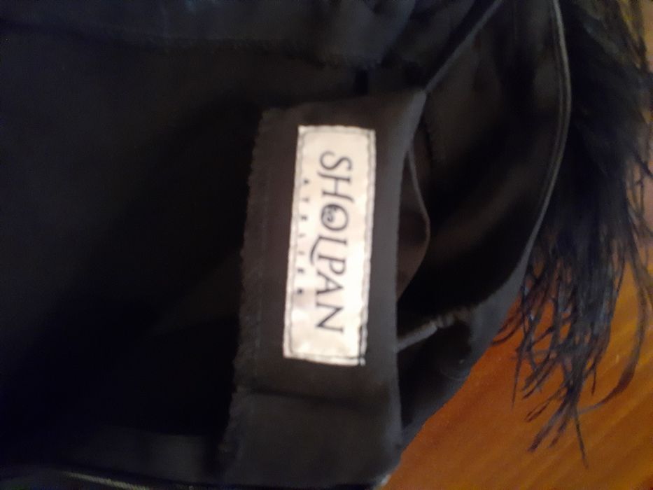 Чёрное платье "в пол" с отделкой