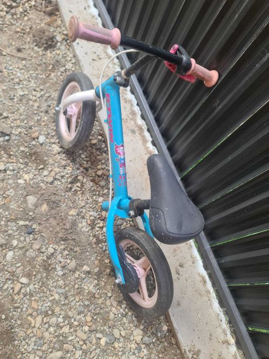 bicicleta trotineta cu fara pedale roti ajutatoare casca copii 2 4 ani