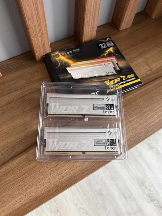 Memorii Ram Lexar Thor Z - 32GB DDR5 - Noi
