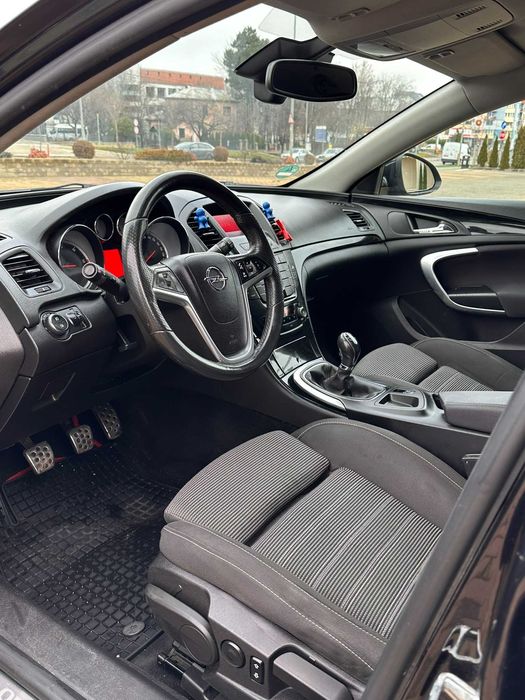 OPEL Insignia Hatchback