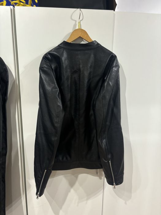 Мъжко кожено яке sisley