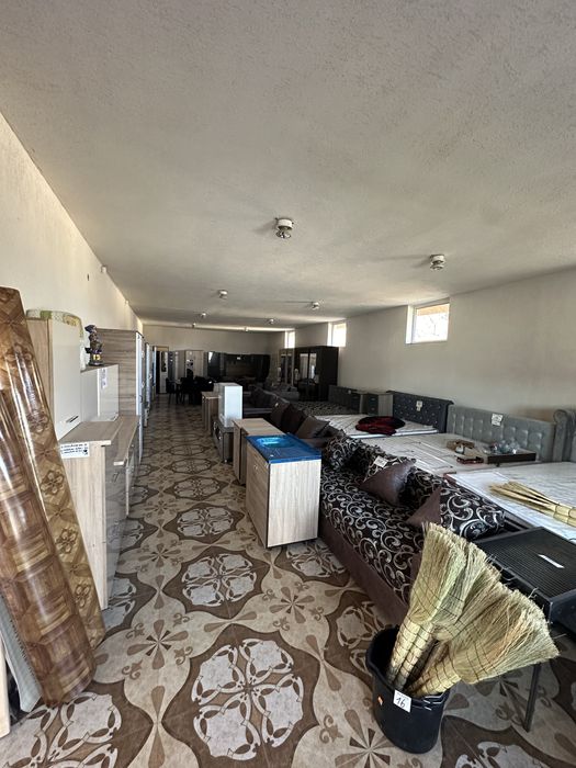 Închiriez spațiu comercial 182 mp ultracentral com. Deleni, jud. Iași – vizavi de PROFI, vad excelent