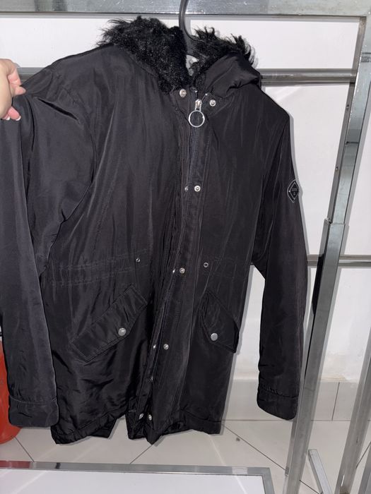 Дамско черно яке