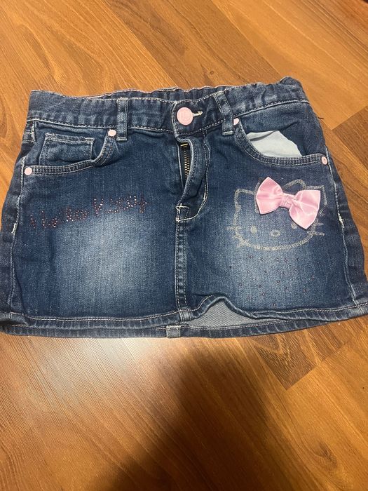 Fusta de blug Hello Kitty 6-7 ani