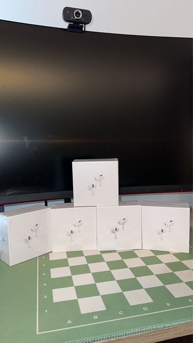 Vand casti AirPods Pro 2 noi sigilate