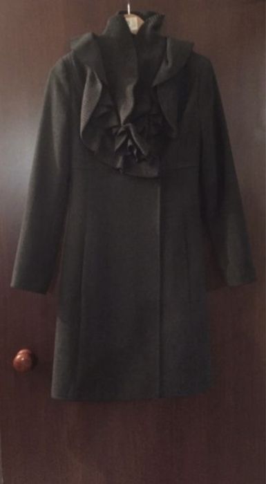 Плащ весна/осень ………..