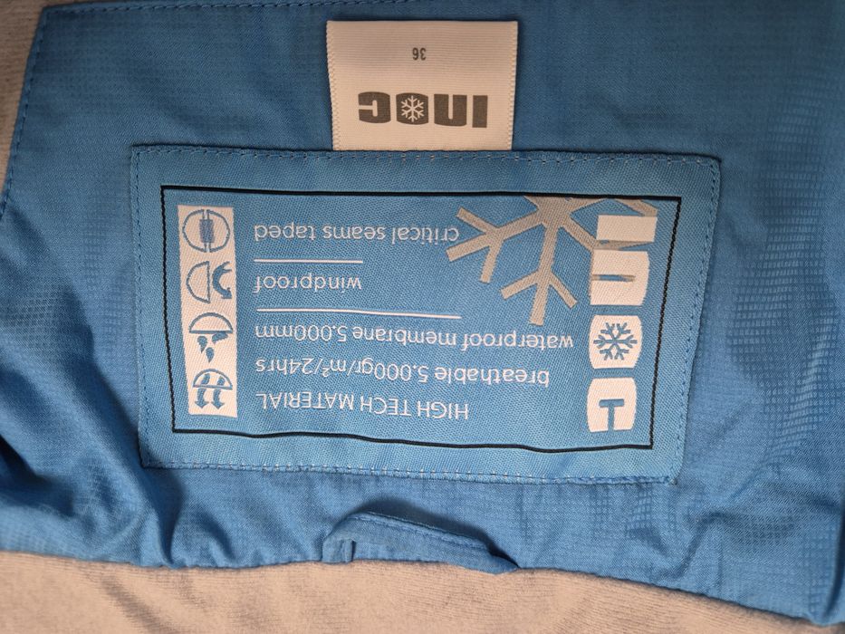 Geaca impermeabila damă