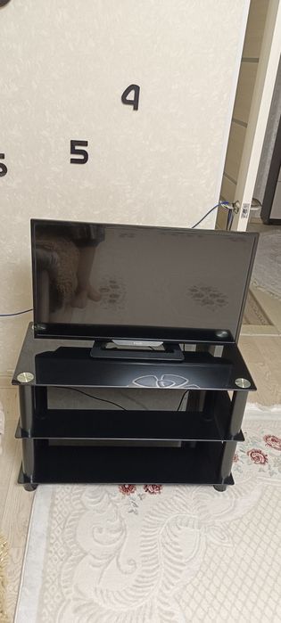 Журнальный столик