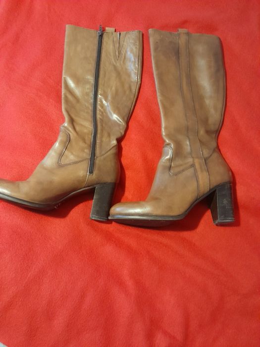 Дамски      ботуши