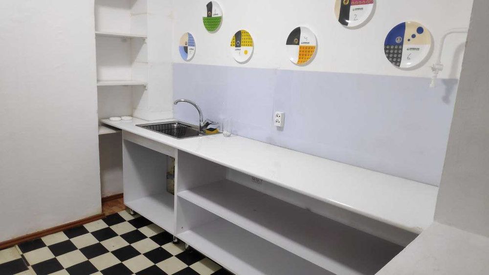 Biznes uchun noturar joy sotiladi. Продаю нежилое помещение под бизнес