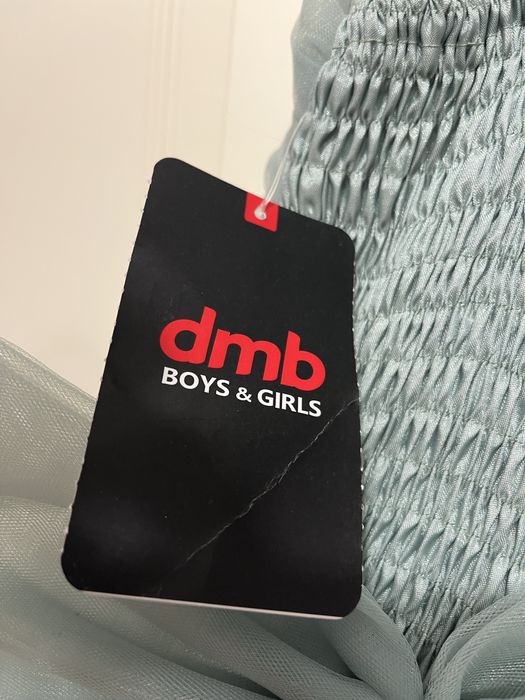 НОВОЕ Платье для девочки на 9-10 лет