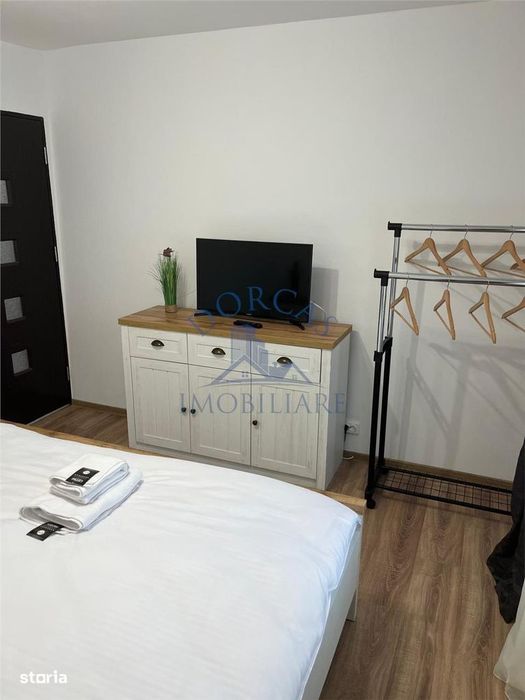 Apartament 2 camere decomandate Sarari, cu centrala termica, Liceu Hen