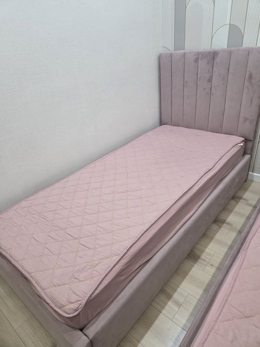 Продам кровать + ортопед.матрас